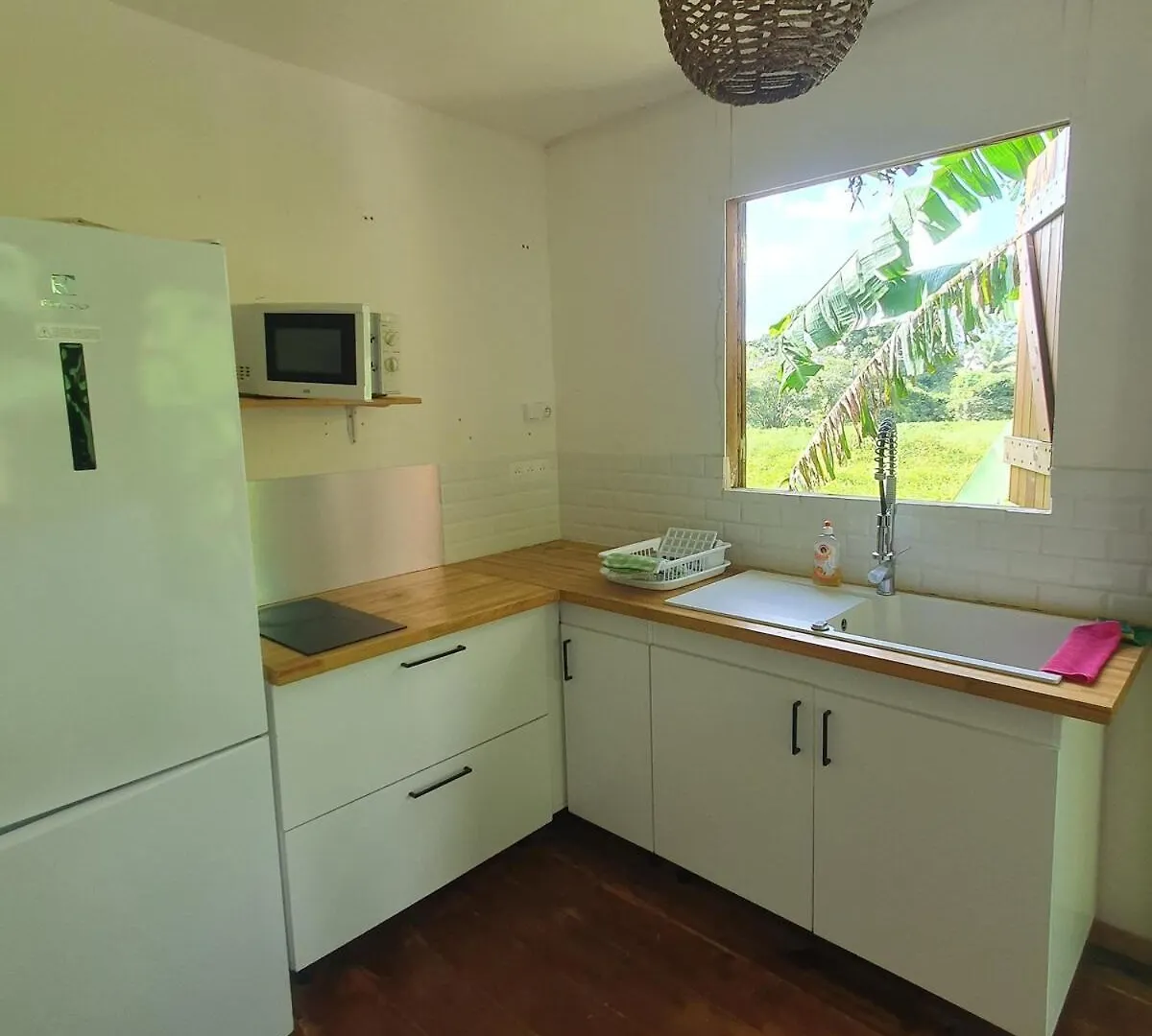 Bungalow ساينت آن